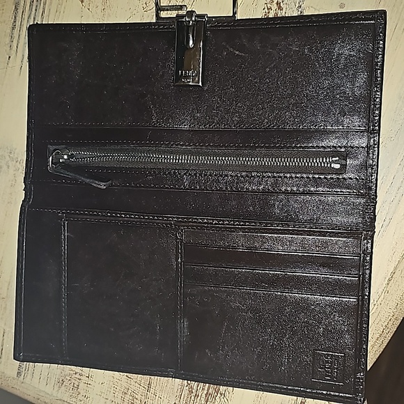 Fendi Bifold Long Zucca Wallet With Dust Bag Included. - Picture 7 of 11